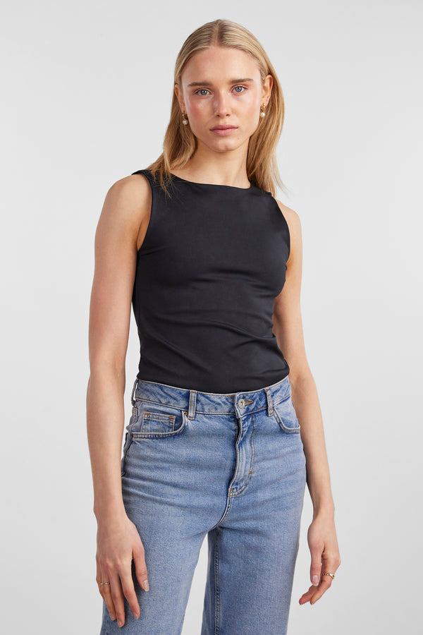 Body Noir - PIECES®