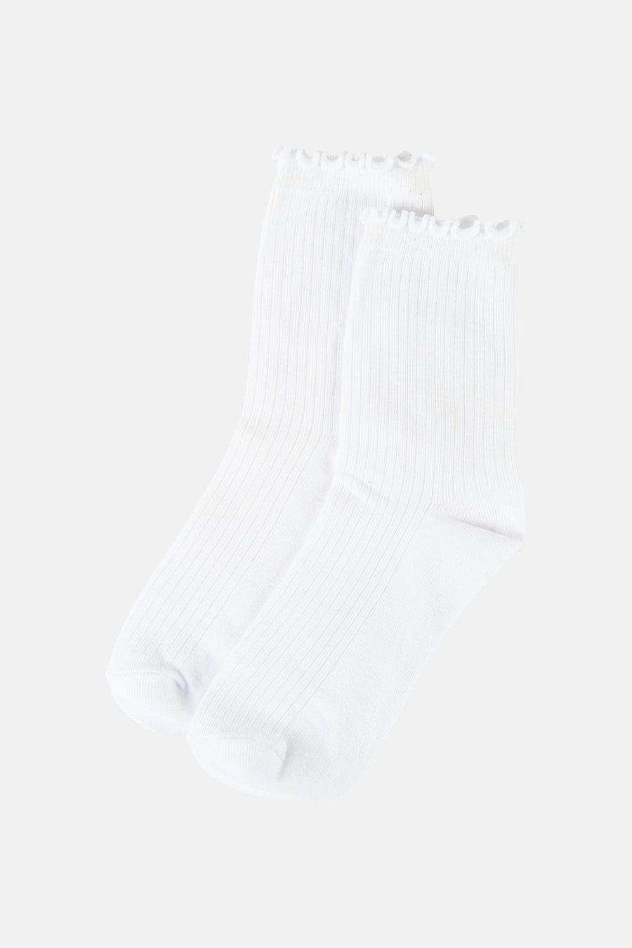 Witte geribbelde sokken van PIECES®, met ruchesdetails bij de enkel.