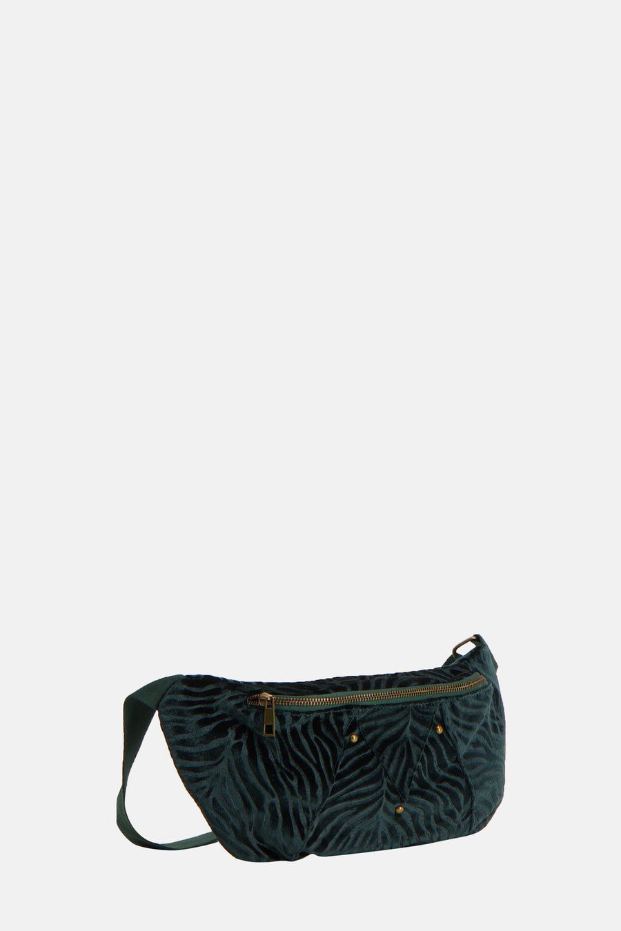 Sac à bandoulière vert de PIECES® en velours avec motif zébré et fermeture éclair dorée.