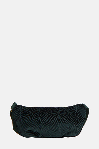Groene schoudertas van PIECES® van fluweel met zwart zebraprint.