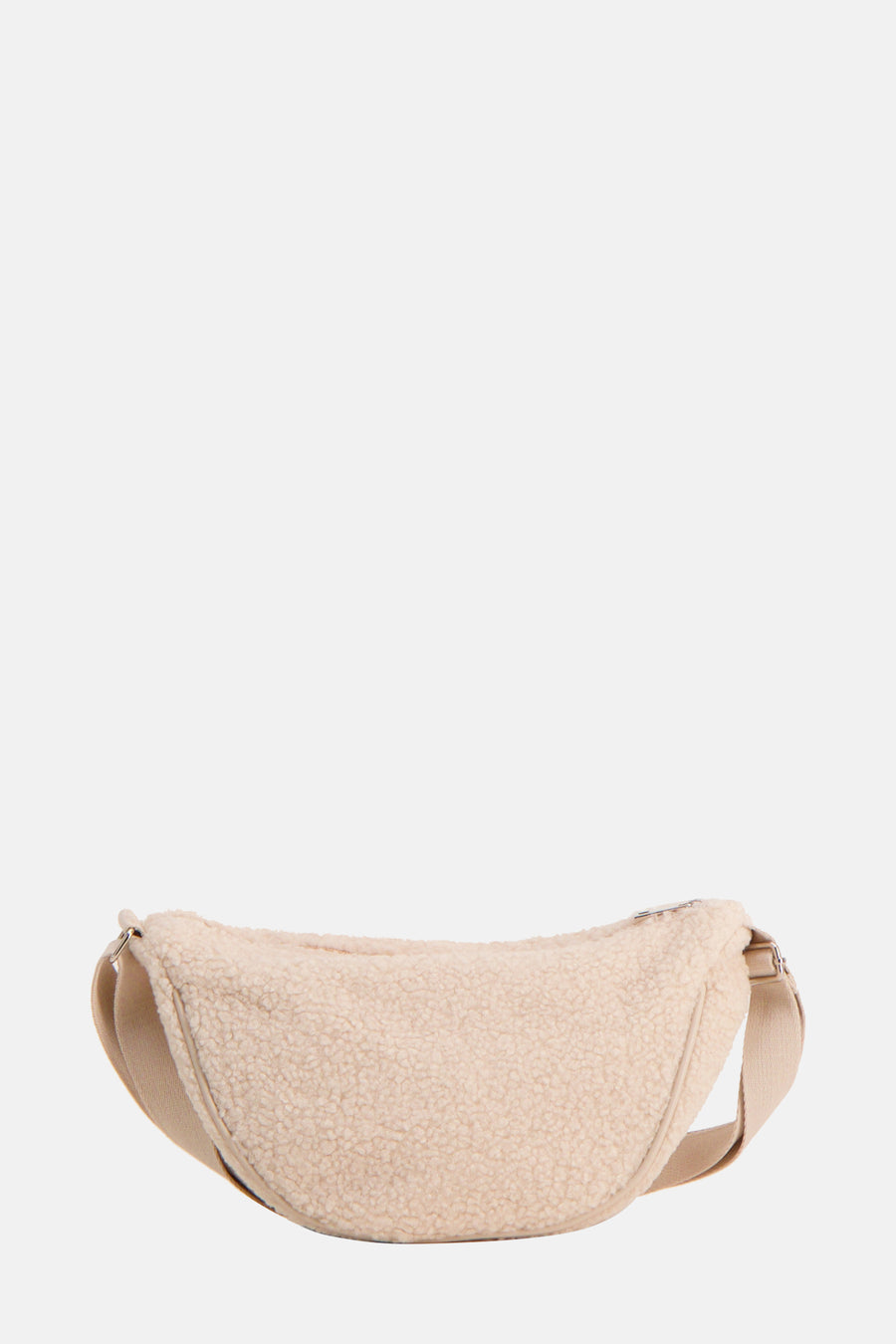 Sac à bandoulière en peluche beige de PIECES®, avec une bandoulière en toile assortie.
