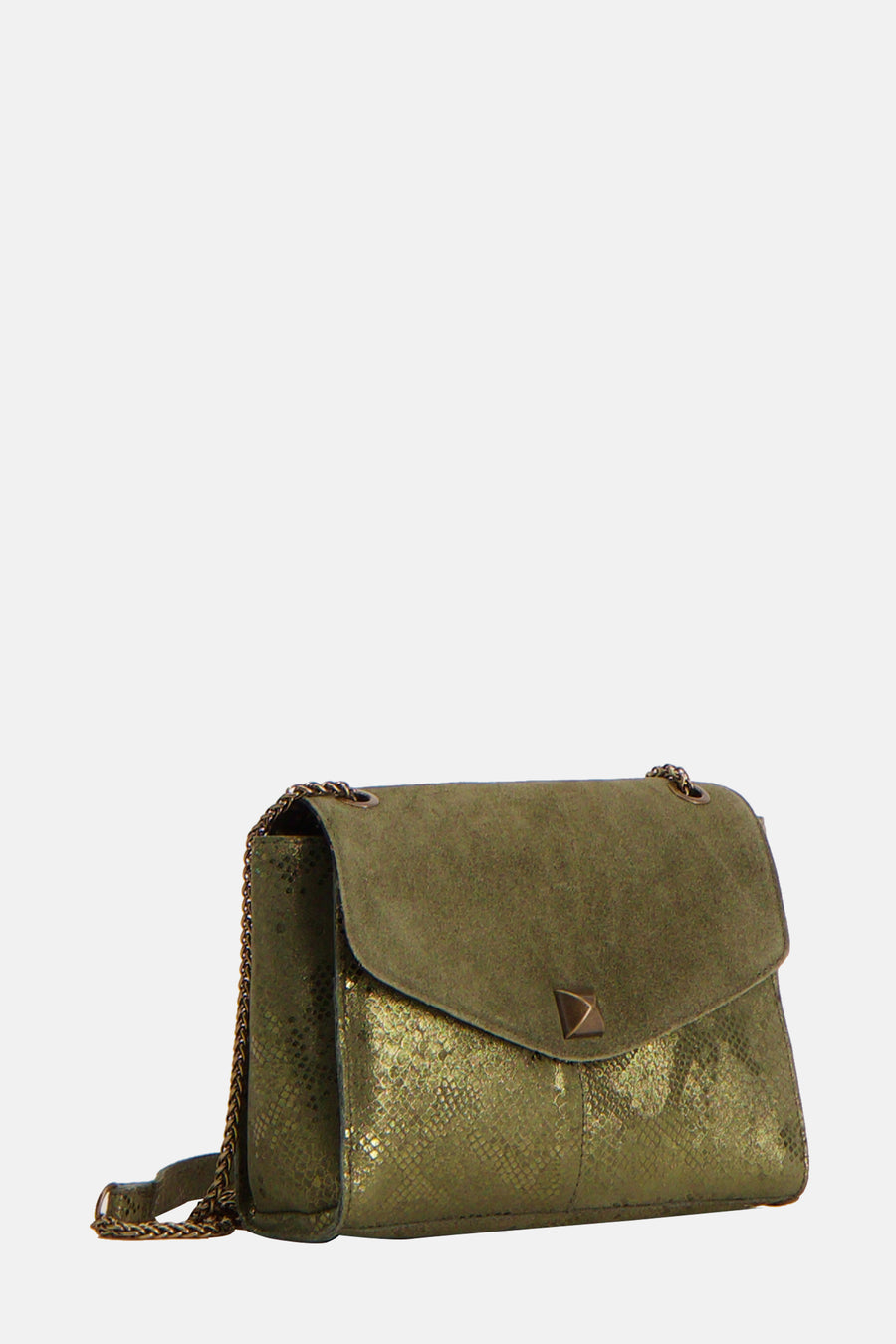Groene schoudertas van Pieces met gouden ketting en gestructureerd slangenprintpatroon.