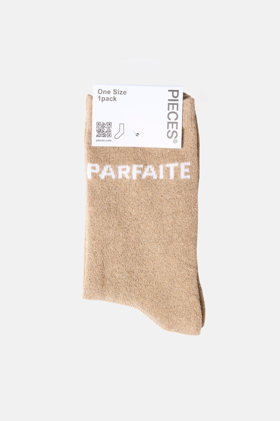 Natural beige crew socks by PIECES with white "PARFAITE" text, ribbed knit texture, front view on tag.
