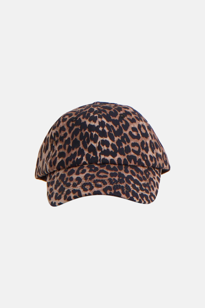 Casquette marron de PIECES® à imprimé léopard, vue de face.