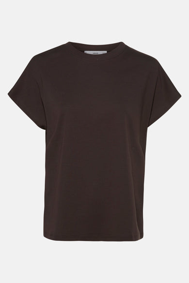 Bruin T-shirt met korte mouwen van MANGO, effen en casual op een neutrale achtergrond.