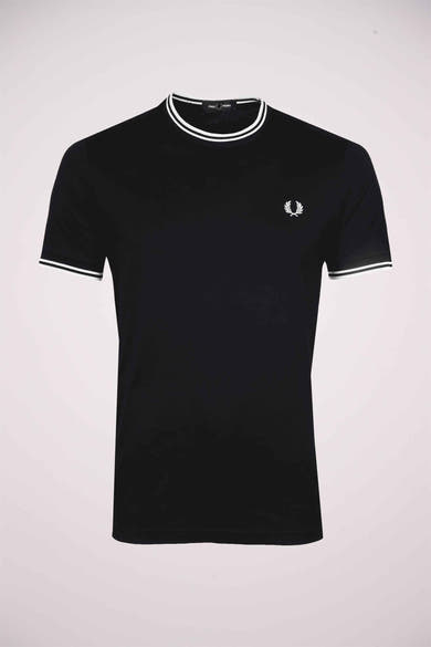 T-shirt noir à manches courtes de Fred Perry avec rayures blanches au col et aux manches, logo brodé.