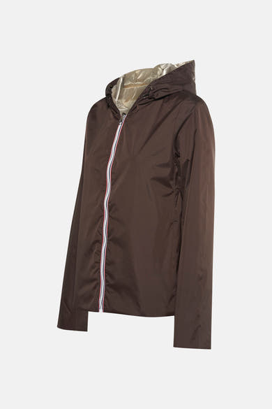 Veste de pluie marron par LAURA JO avec capuche et fermeture éclair tricolore.