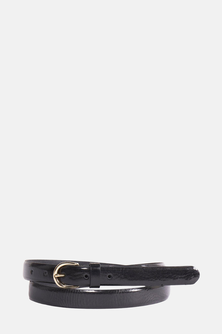 Ceinture noire de Legend avec boucle dorée, enroulée sur elle-même.