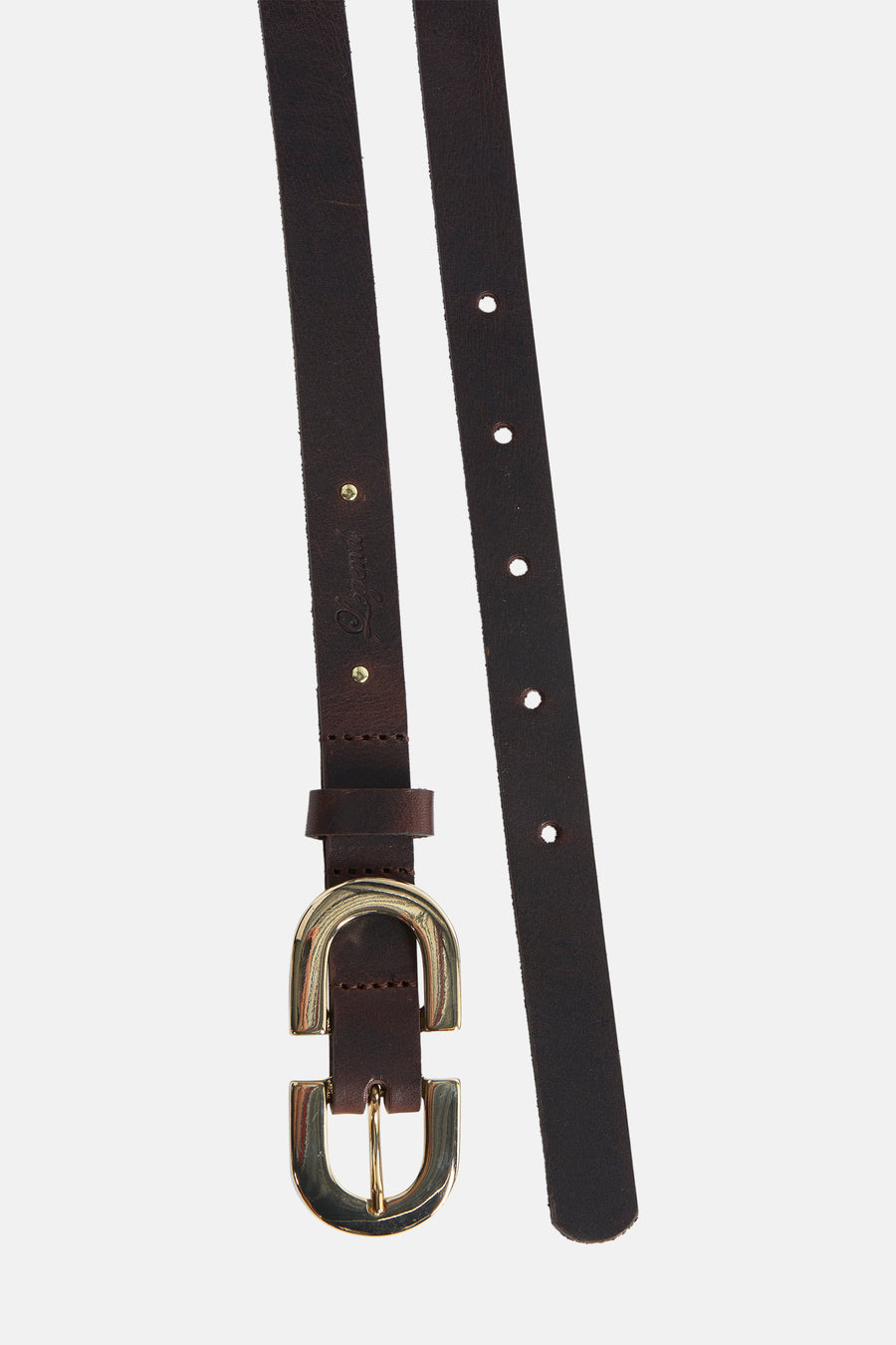 Ceinture fine marron, de Legend, avec une boucle originale dorée et détails en cuir.