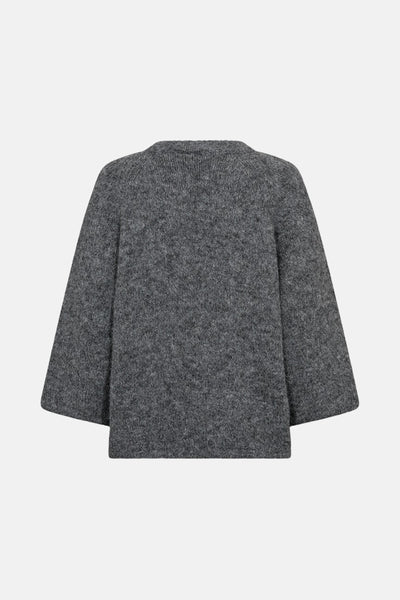 Pull à col rond gris de FREEQUENT, en maille duveteuse avec manches trois-quarts amples.
