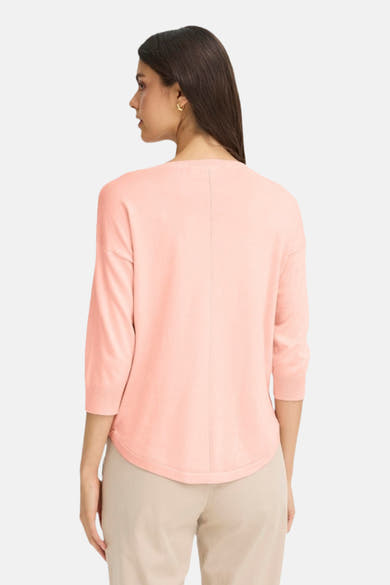 Pull à col rond rose de Fransa, avec des manches trois-quarts et une coupe droite.