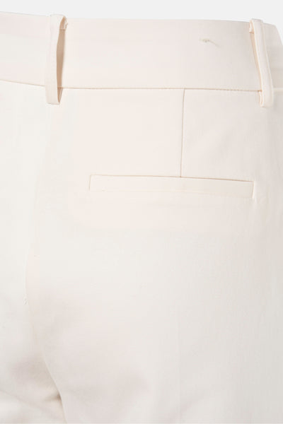 Pantalon de costume blanc de Fransa, avec passants de ceinture et poche arrière discrète.