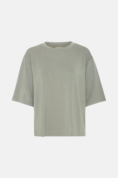 Sweat vert de Fransa, coupe ample avec manches courtes sur un fond blanc.
