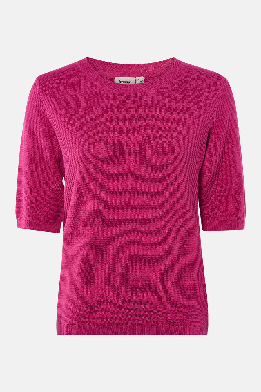 Pull rose à col rond de Fransa, en maille texturée fine, avec des manches courtes.