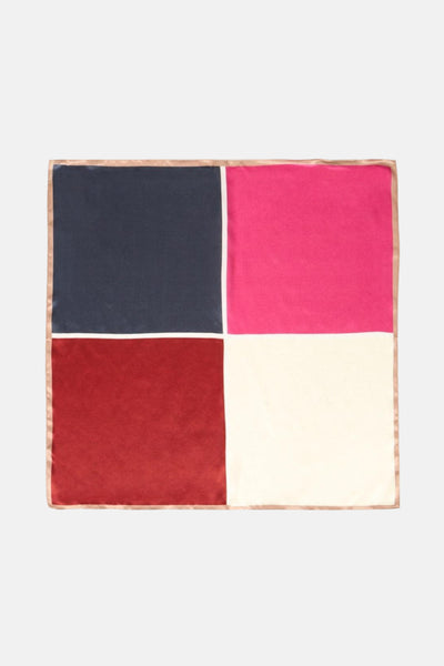 Foulard multicolore de Fransa, avec un motif à blocs de couleur et une bordure contrastante.