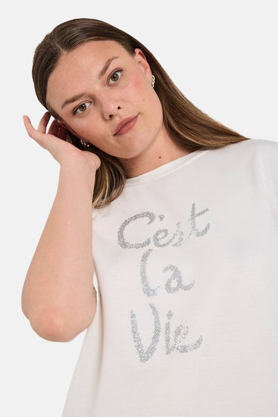 Wit T-shirt met korte mouwen van Freequent, versierd met de zilveren tekst "C'est la vie".