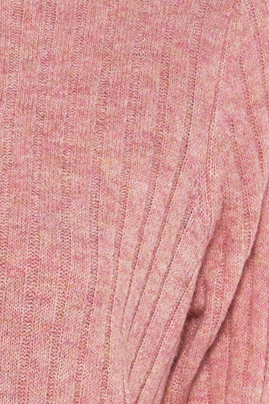 Pull à col rond rose de FREEQUENT avec une texture côtelée en maille douce.