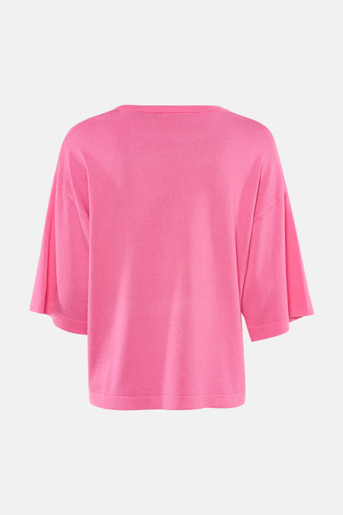 Pull à col rond rose de Freequent, avec des manches trois quarts amples et une texture tricotée fine.