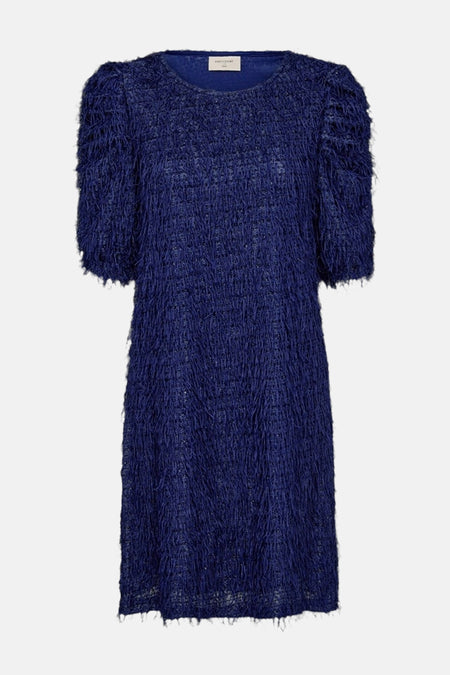Blauwe jurk met korte mouwen van FREEQUENT met getextureerde details en een rechte pasvorm.