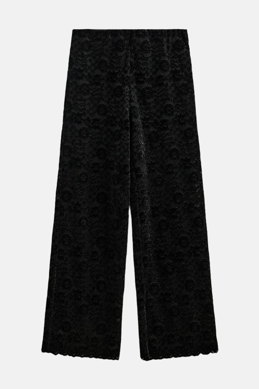 Pantalon noir en dentelle de FREEQUENT, coupe ample et motif floral ton sur ton.