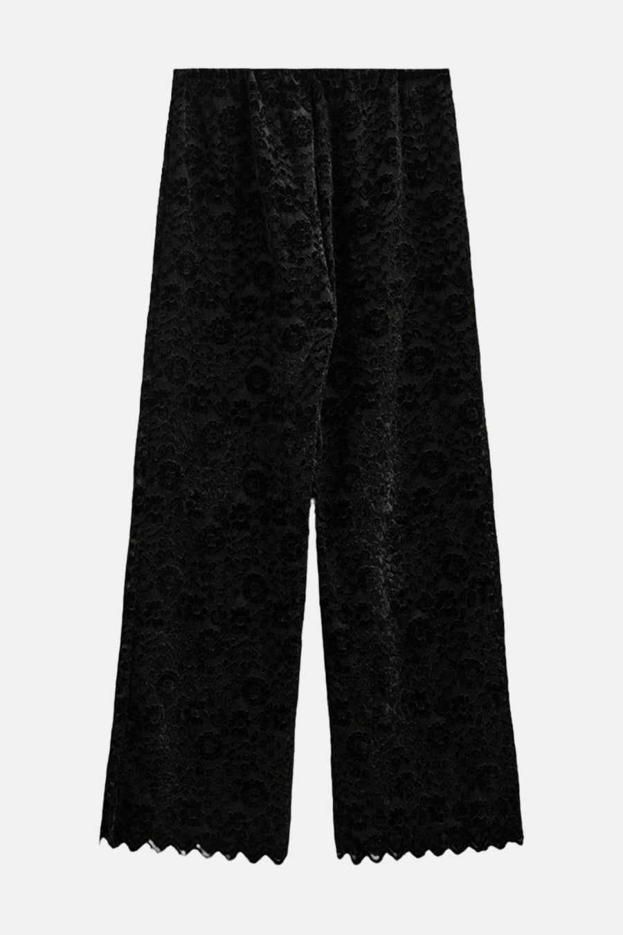 Zwarte kanten broek van FREEQUENT, met een geschulpte rand op een effen achtergrond.