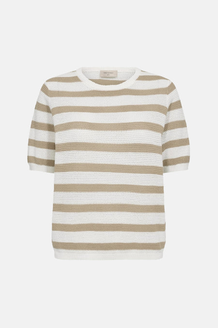 Pull à col rond multicolore de FREEQUENT, à rayures horizontales couleur crème et beige.
