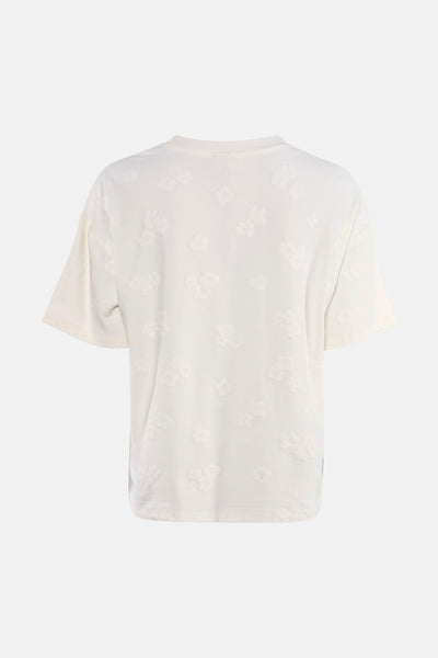 Wit T-shirt van FREEQUENT met all-over reliëf bloemenpatroon, achterkant.