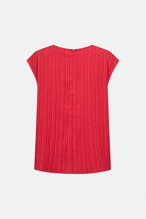 Top sans manches rouge de FREEQUENT, texturé avec fermeture éclair discrète au dos.