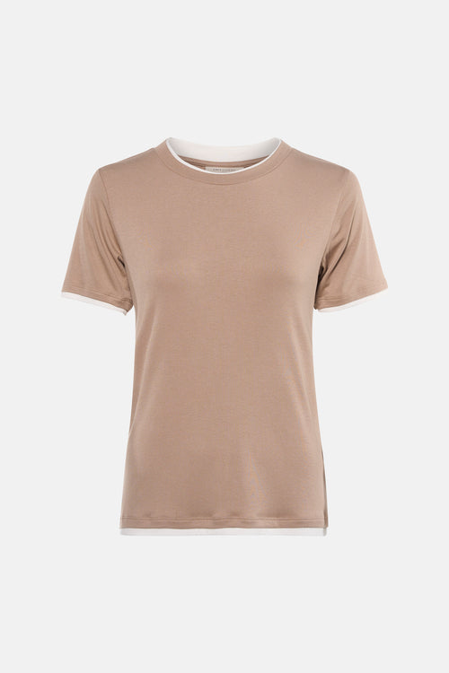 T-shirt beige à manches courtes de FREEQUENT, avec un col rond blanc contrastant, en jersey fin.