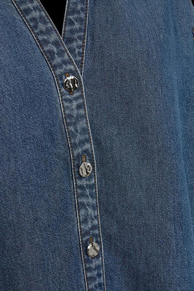 Chemise en jean bleu moyen de FREEQUENT avec patte de boutonnage à boutons argentés texturés.