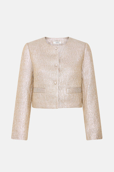 Korte beige jas van B.YOUNG met glanzende textuur, knopen en decoratieve zakken.