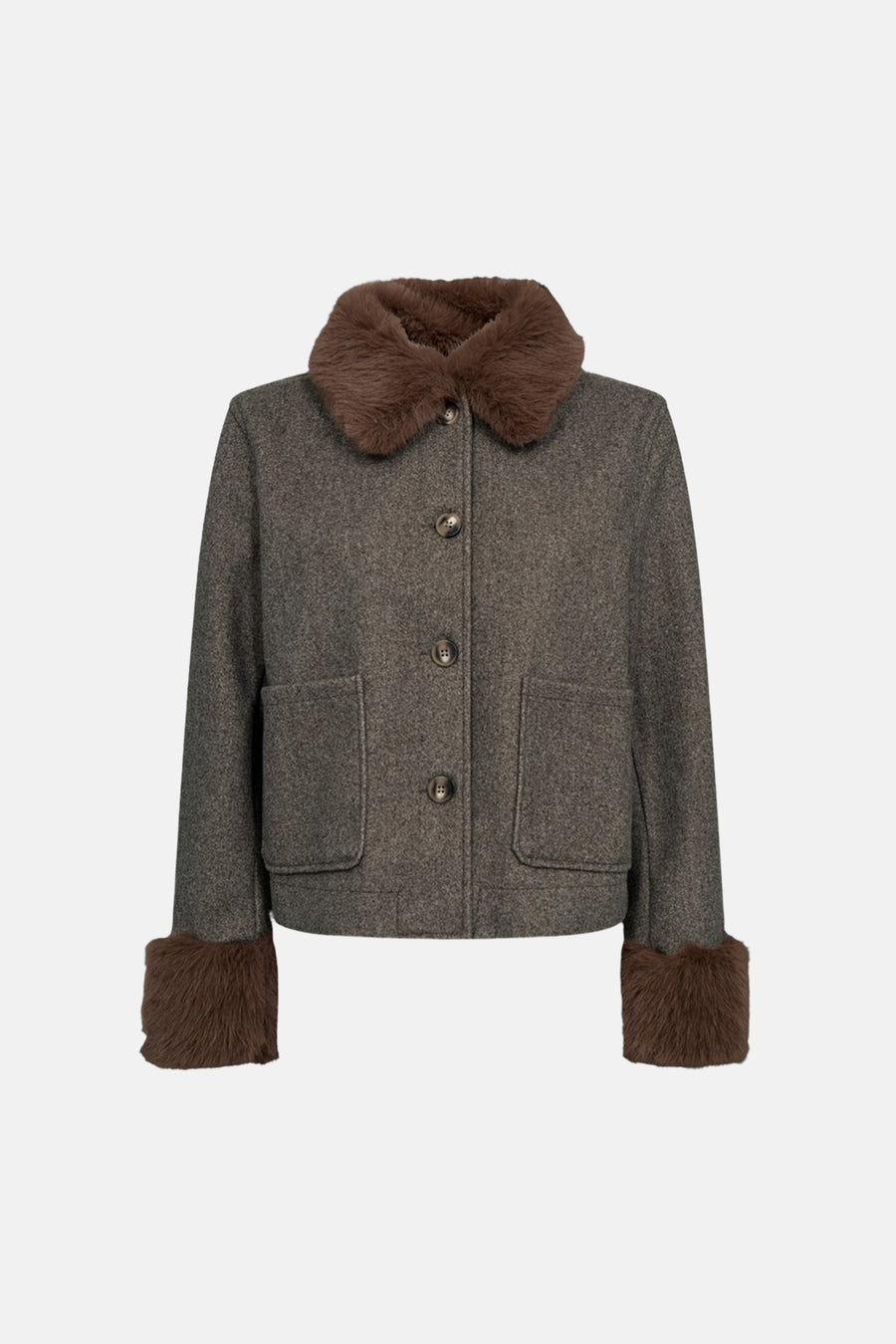 Veste courte taupe FREEQUENT à boutons, avec col et poignets bruns effet fourrure et deux poches plaquées.