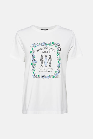 Wit T-shirt met korte mouwen van COMMA, met decoratief sardinemotief en opschrift "Portuguese Taste".