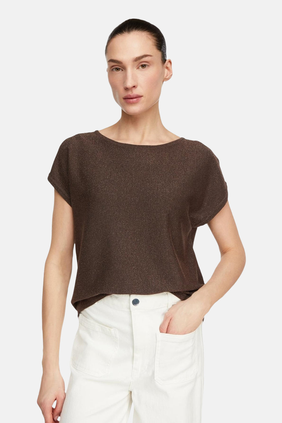 Bruin T-shirt met glittereffect van COMMA met ronde hals.