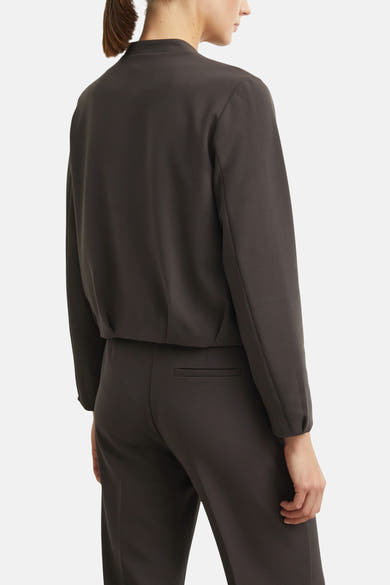 Veste courte marron structurée par COMMA, vue arrière, manches longues, col montant, coupe ajustée