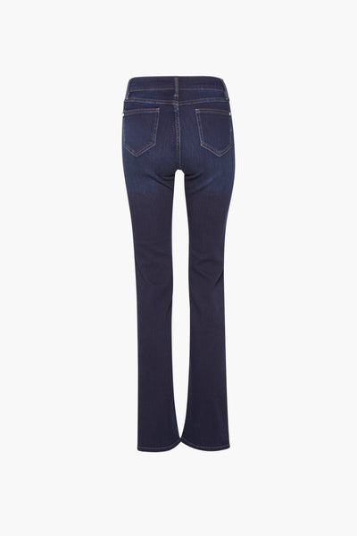 Jean droit bleu de Morgan de Toi, avec des poches arrière sur fond blanc.
