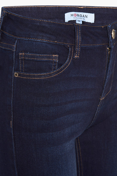 Jean droit bleu de Morgan de Toi, avec poche ticket et détails de surpiqûres camel.