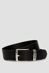 Ceinture noire en cuir de Levi's Accessories, avec une boucle argentée et le logo de la marque.
