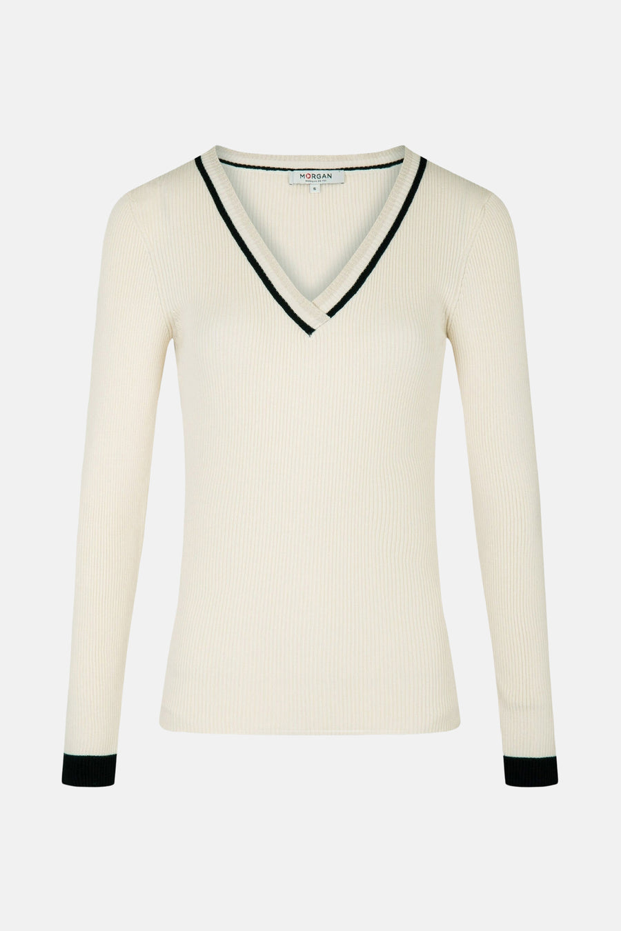 Pull col V écru de Morgan, à fines côtes avec bordures noires au col et aux poignets.
