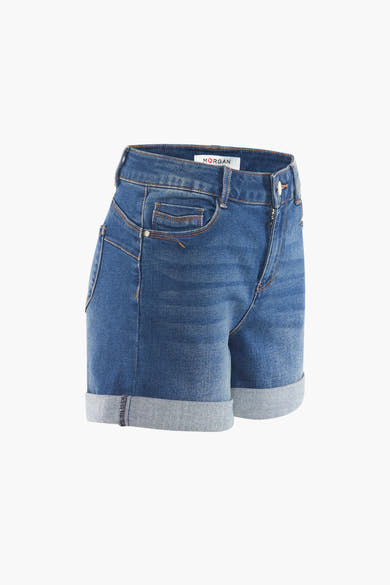 Korte spijkerbroek in blauw van Morgan de Toi, met opgerolde zomen en een voorzak.