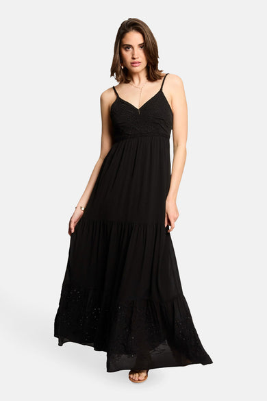 Robe longue noire de Morgan de Toi avec fines bretelles, empiècement brodé et détails en dentelle.