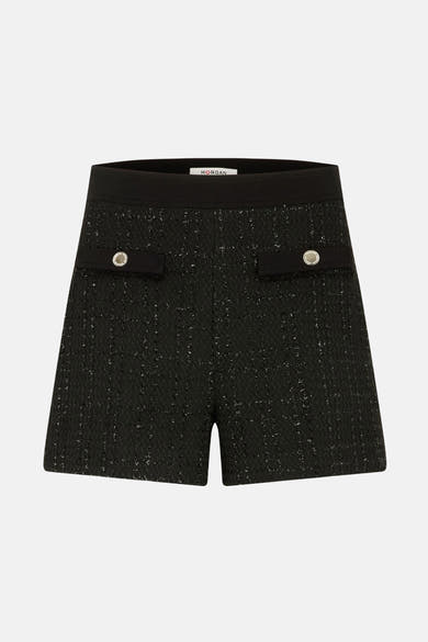 Short noir en tweed de Morgan, avec poches à rabat boutonnées argentées et taille haute élastiquée.