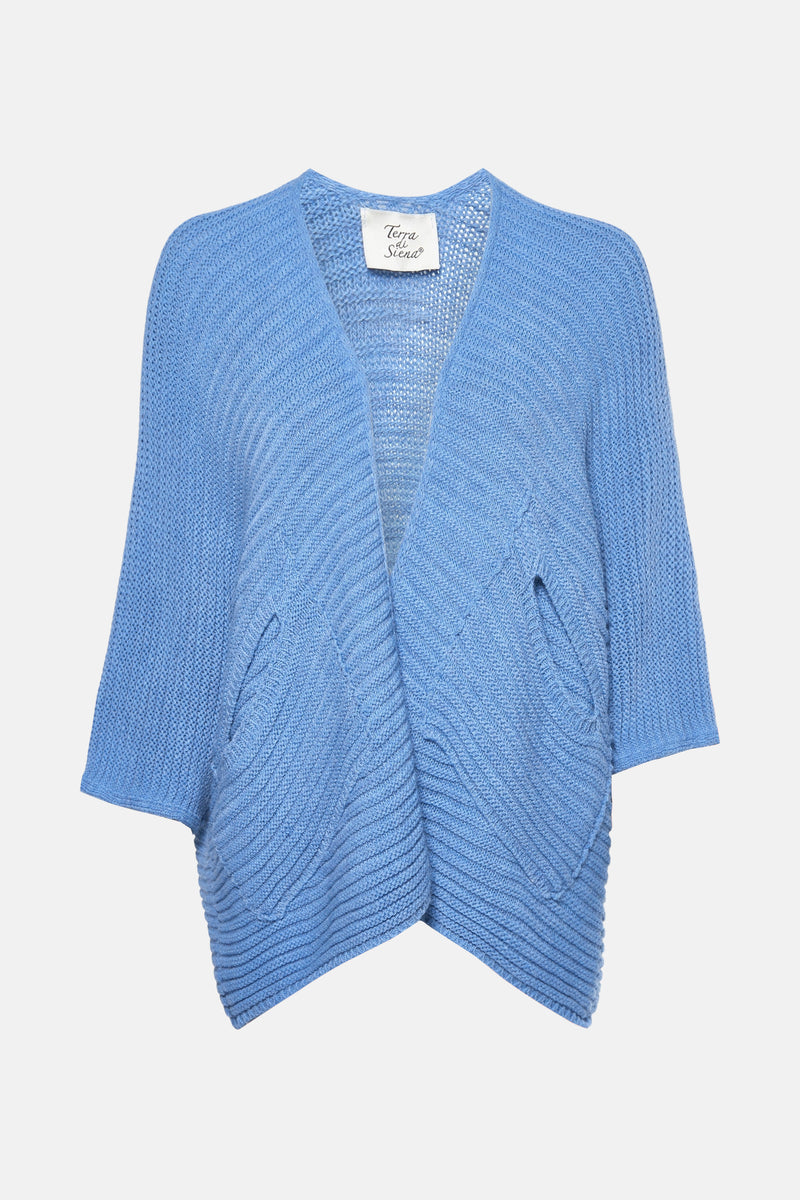 Gilet bleu en maille de Terra di Siena avec poches plaquées et manches trois-quarts.
