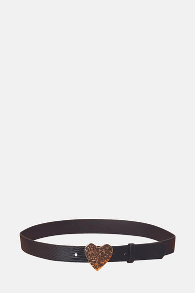 Zwarte leren riem van Morgan de Toi, met een decoratieve, getextureerde hartvormige gesp.