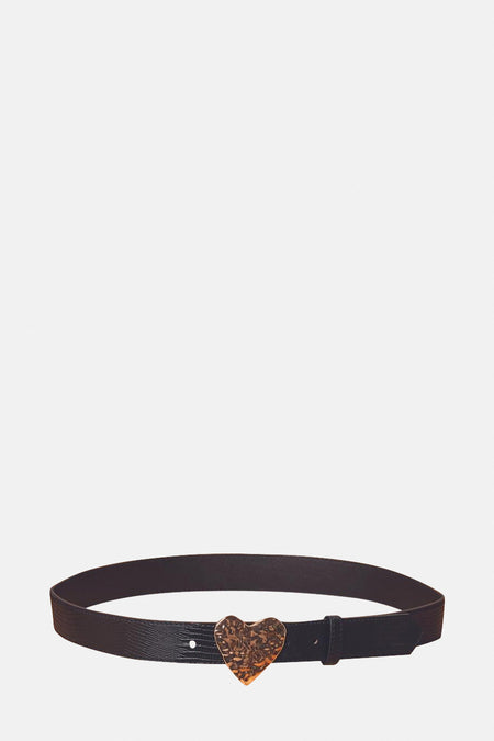 Ceinture noire en cuir de Morgan de Toi, avec boucle décorative en forme de cœur texturée.
