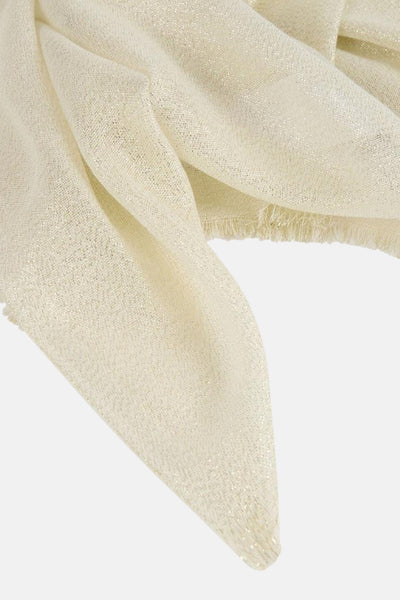 Beige sjaal van Morgan de Toi, met een glanzende textuur en delicate franjes.