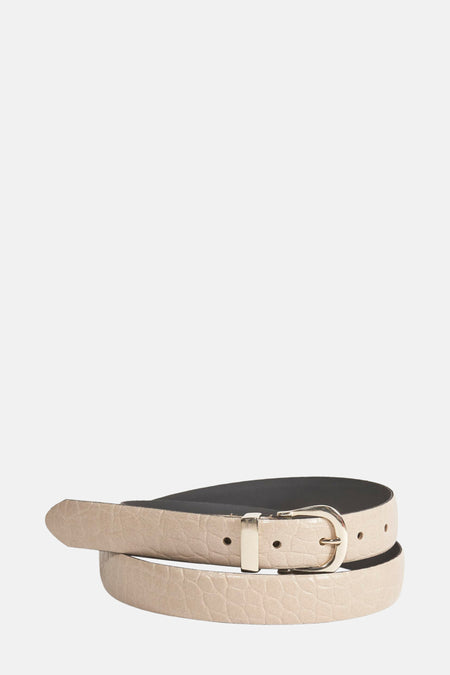 Ecru riem van Legend met een imitatie krokodillenleer textuur en een zilverkleurige gesp.