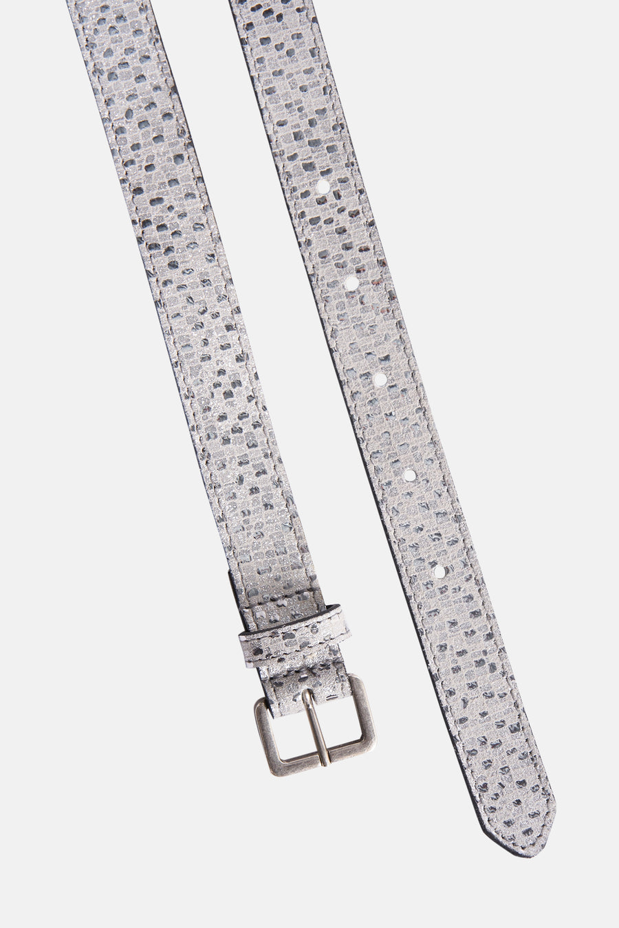 Ceinture argentée by Legend, avec un motif texturé et une boucle métallique carrée classique.