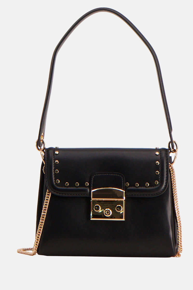 Zwarte schoudertas van Morgan de Toi met decoratieve gouden ketting en gouden studs.