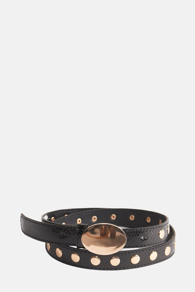Zwarte riem, van Morgan de Toi, met gouden studs en een gemarmerde ovale gesp.